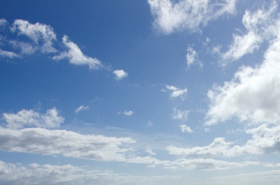 Blue sky illustrating stress busting workshops from Worcester Acupuncture